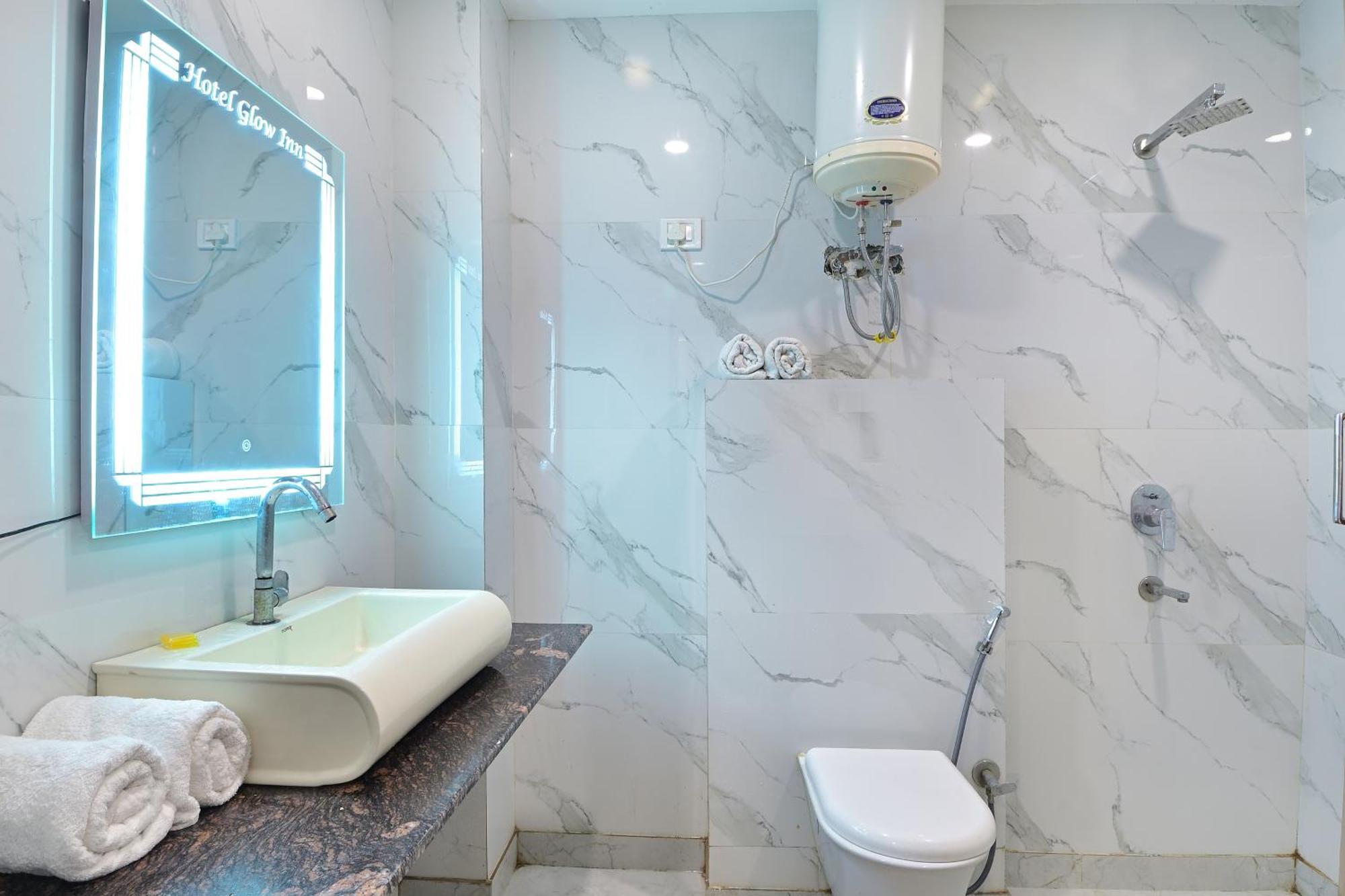 Hotel Glow Inn Paharganj-3 Mins Walk From New Delhi Railway Station Ngoại thất bức ảnh