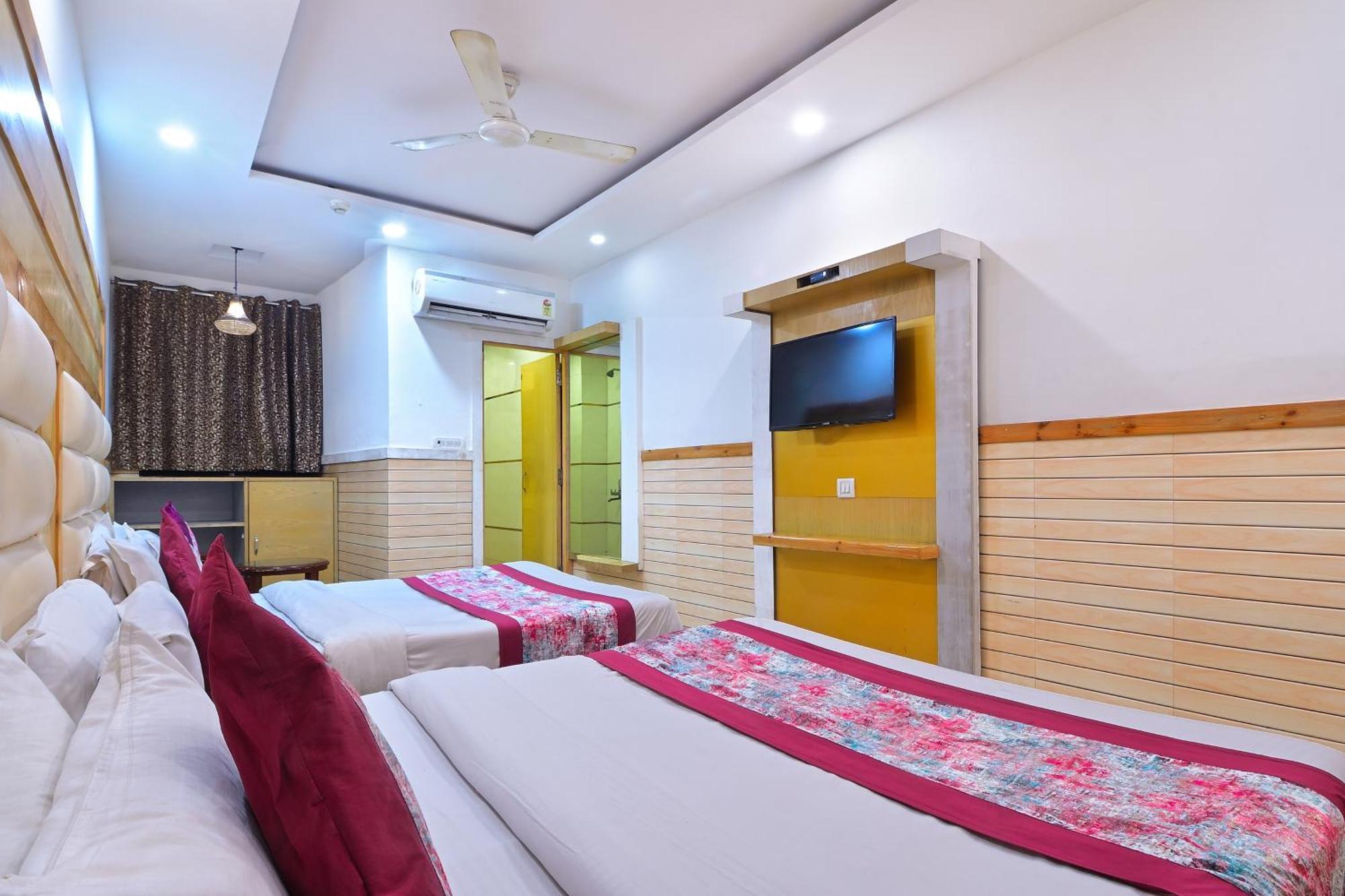Hotel Glow Inn Paharganj-3 Mins Walk From New Delhi Railway Station Ngoại thất bức ảnh