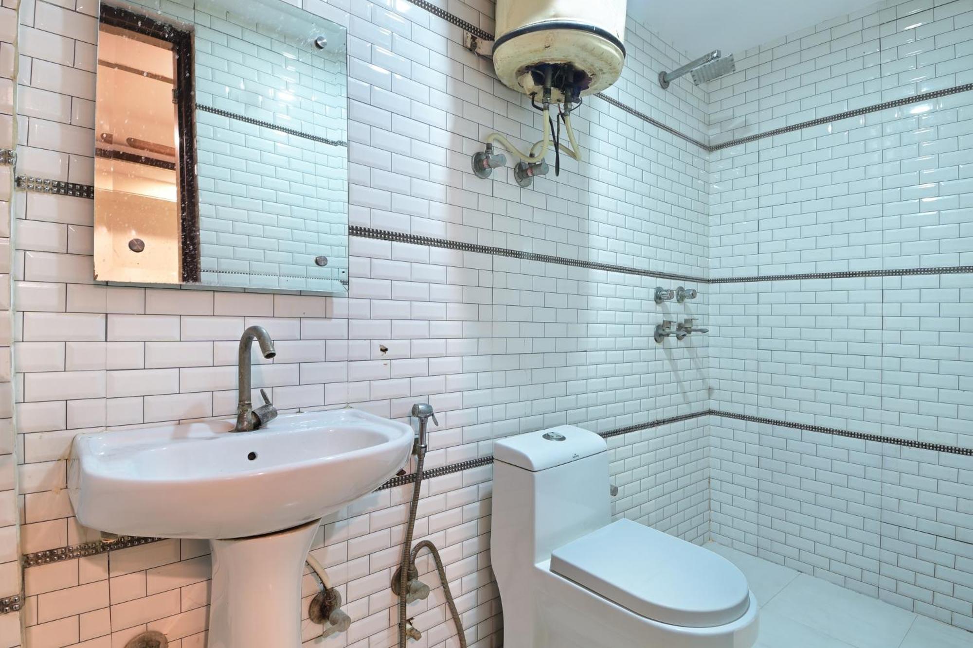 Hotel Glow Inn Paharganj-3 Mins Walk From New Delhi Railway Station Ngoại thất bức ảnh